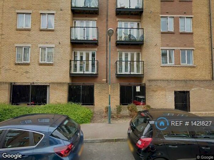 2 Bedroom Flat To Rent In Griffin Court, Northfleet, Gravesend, DA11