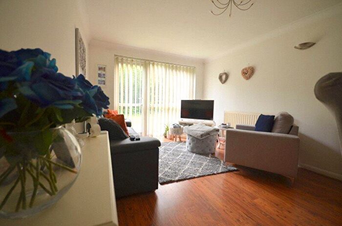2 Bedroom Apartment To Rent In Chaplaincy Gardens, Hornchurch, Essex, RM11