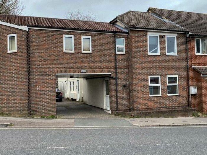 1 Bedroom Apartment To Rent In Portswood Road, Southampton, SO17