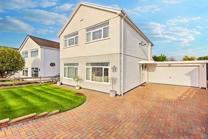 4 Bedroom Detached House For Sale In Penywaun, Efail Isaf, CF38