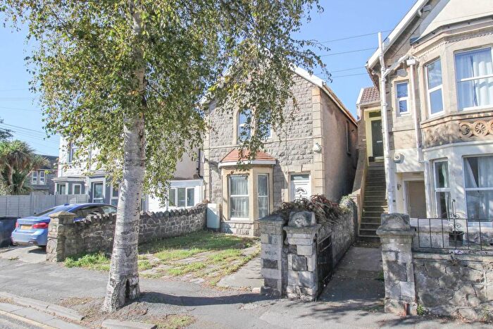 2 Bedroom Detached House For Sale In Ashcombe Road** Bed Detached**Pot Flats**Reduced By K**, BS23