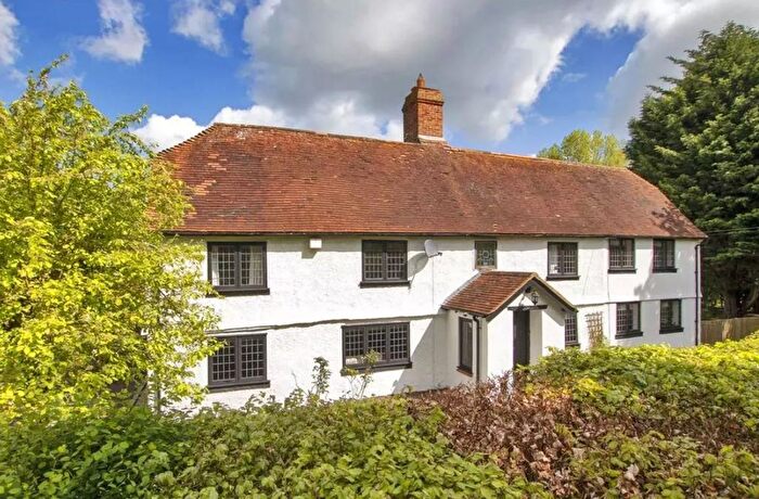 5 Bedroom Detached House For Sale In Tenterden Road, Golford, TN17