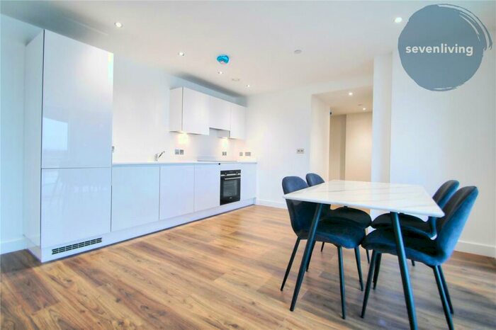 2 Bedroom Apartment To Rent In The Grand Exchange, Market Street, Bracknell, Berkshire, RG12