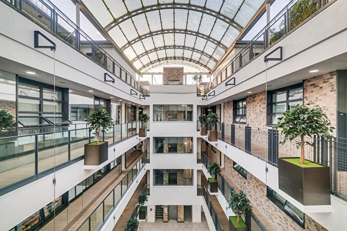 2 Bedroom Flat To Rent In Carlow Street, London, Camden Town, NW1