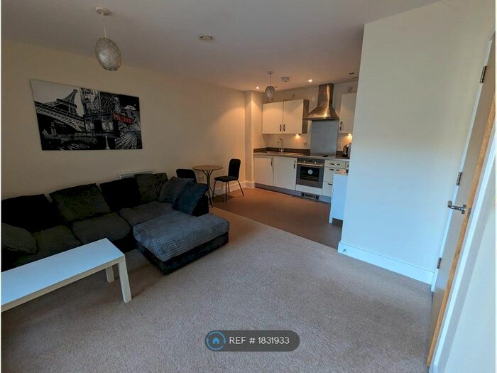 1 Bedroom Flat To Rent In Ferry Court, Cardiff, CF11