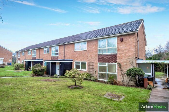 2 Bedroom Flat To Rent In Heath View, East Finchley, N2