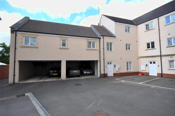 2 Bedroom Flat To Rent In Jagoda Court, Haydon End, Swindon, Wiltshire, SN25