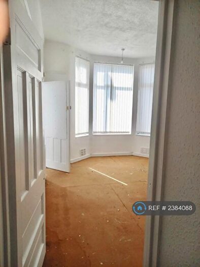 1 Bedroom Flat To Rent In Park Road North, Birkenhead, CH41