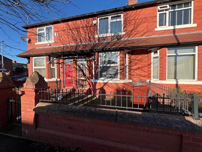 3 Bedroom Terraced House For Sale In Parkside Road, Manchester, M14