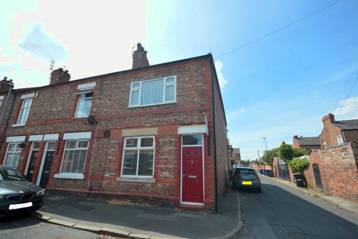 3 Bedroom End Of Terrace House To Rent In Roman Road, Stockton Heath, Warrington, WA4