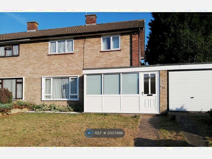 4 Bedroom Semi-Detached House To Rent In Little Platt, Guildford, GU2