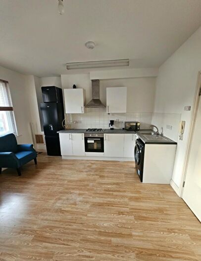 1 Bedroom Flat To Rent In Settles Street, Tower Hamlets, London, E1