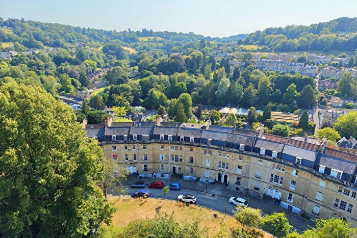 1 Bedroom Flat For Sale In Widcombe Crescent, Bath, BA2