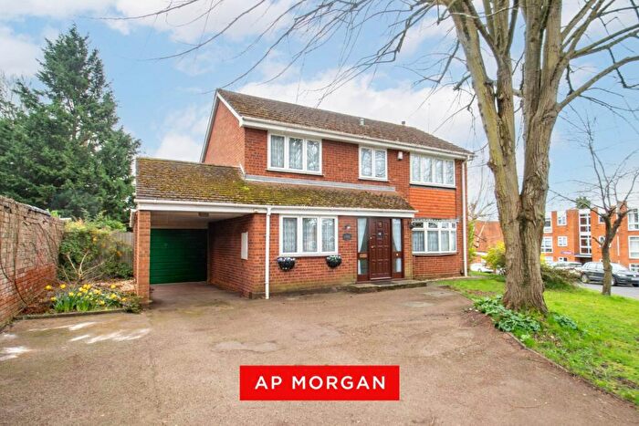 4 Bedroom Detached House For Sale In Ibstock Drive, Stourbridge, West Midlands, DY8