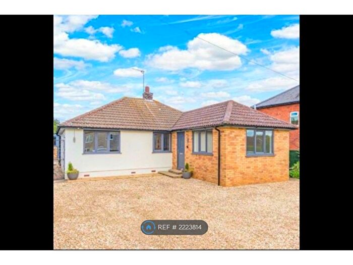 3 Bedroom Bungalow To Rent In Grantham Road, Ropsley, Grantham, NG33
