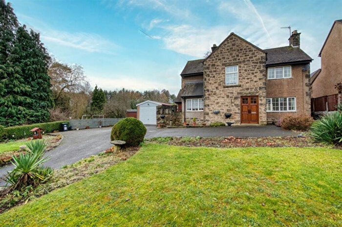 3 Bedroom Detached House For Sale In Baslow Road, Bakewell, DE45