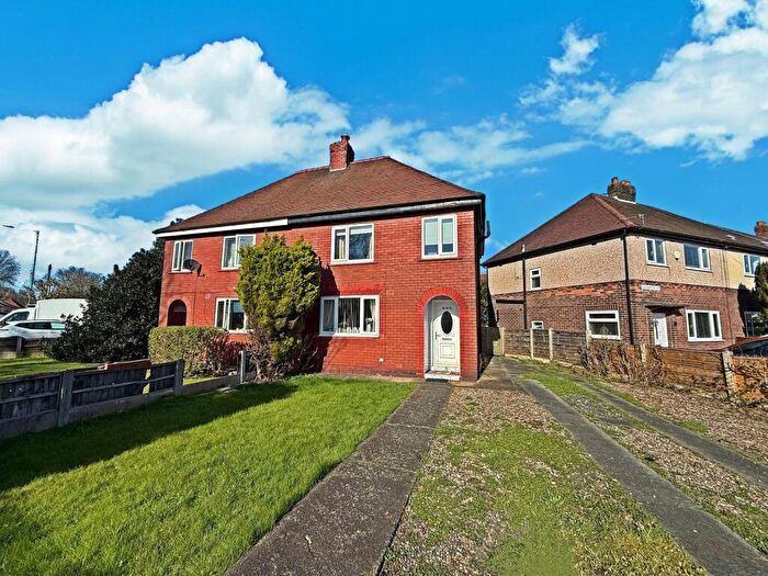 3 Bedroom Semi Detached House For Sale In Astley Street, Tyldesley, M29