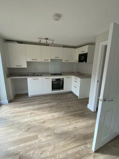 3 Bedroom House To Rent In Russett Avenue, CV11