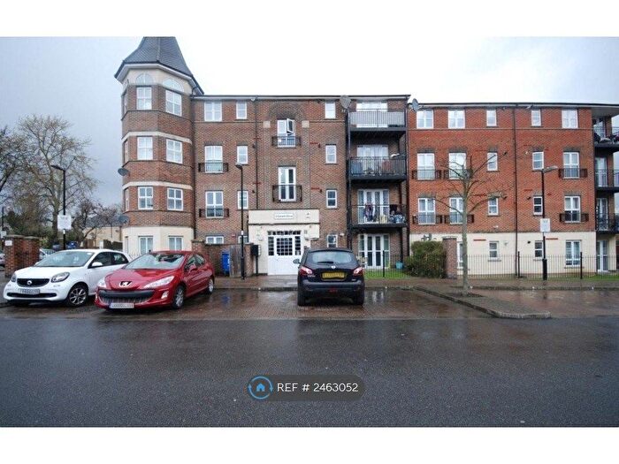 1 Bedroom Flat To Rent In Gareth Drive, London, N9