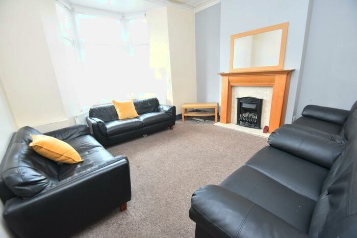 8 Bedroom House To Rent In Harriet Street, Cathays, Cardiff, CF24