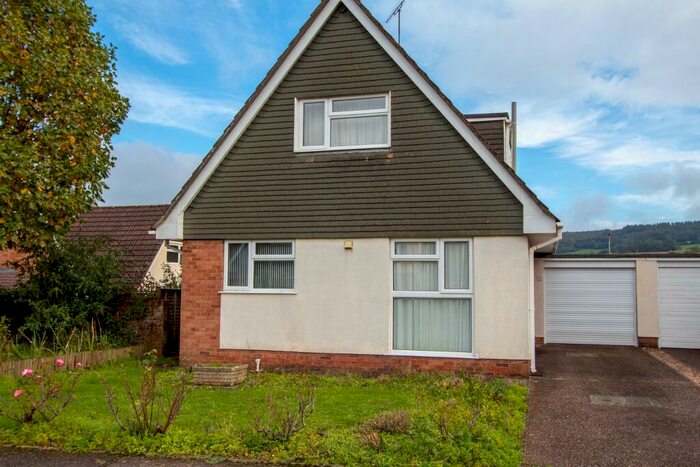 3 Bedroom Detached House For Sale In Chineway Gardens, Ottery St Mary, EX11