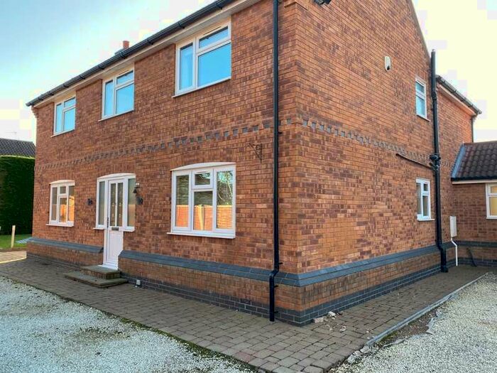 3 Bedroom Detached House To Rent In Lindum Close, , Syston, LE7