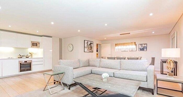 3 Bedroom Flat To Rent In Merchant Square, Paddington, London, W2