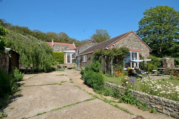 3 Bedroom Barn Conversion For Sale In Brighstone, Newport, PO30