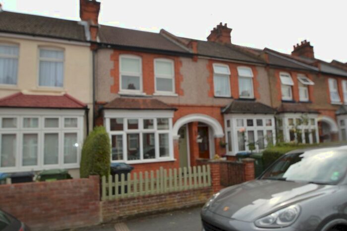 3 Bedroom Terraced House To Rent In Kensington Avenue, Watford, WD18