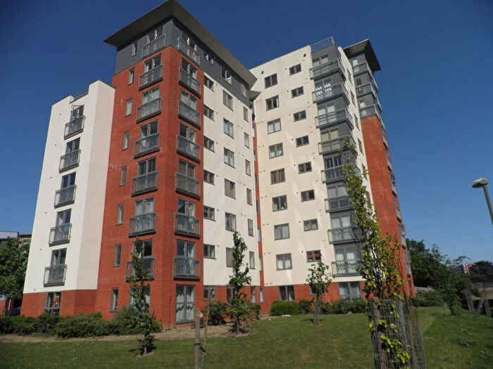 2 Bedroom Flat To Rent In Kilby Road, Stevenage, SG1