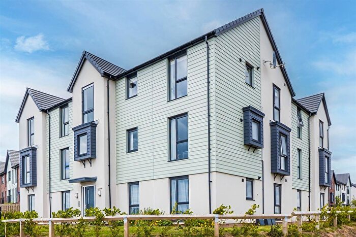 2 Bedroom Flat To Rent In Ffordd Wallace, Barry, CF63
