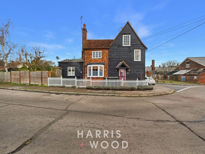 3 Bedroom Semi-Detached House For Sale In Queen Street, Colchester, CO6