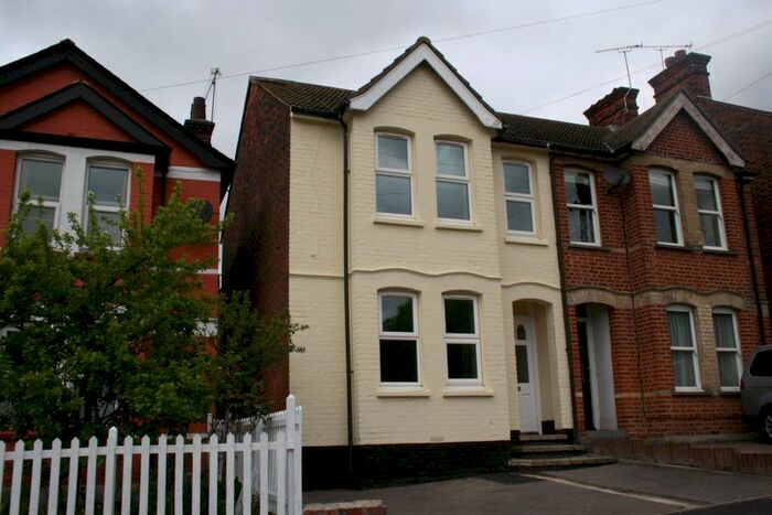 1 Bedroom Flat To Rent In Rose Valley, Brentwood CM14