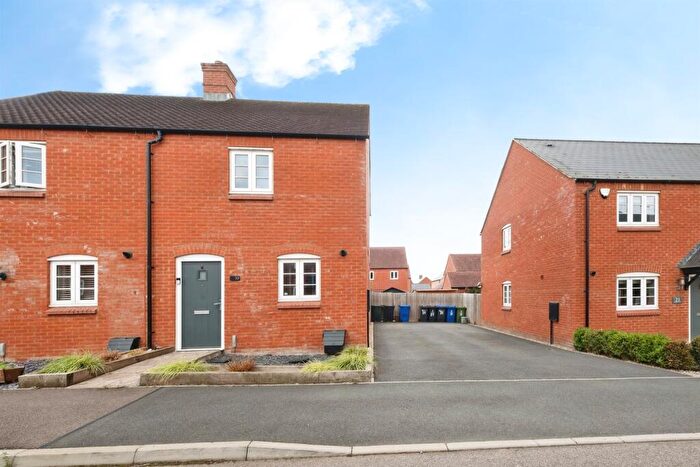 2 Bedroom Semi-Detached House For Sale In Hexham Street, Towcester, NN12