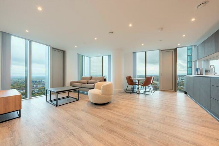 2 Bedroom Apartment To Rent In The Blade, New Jackson, M15