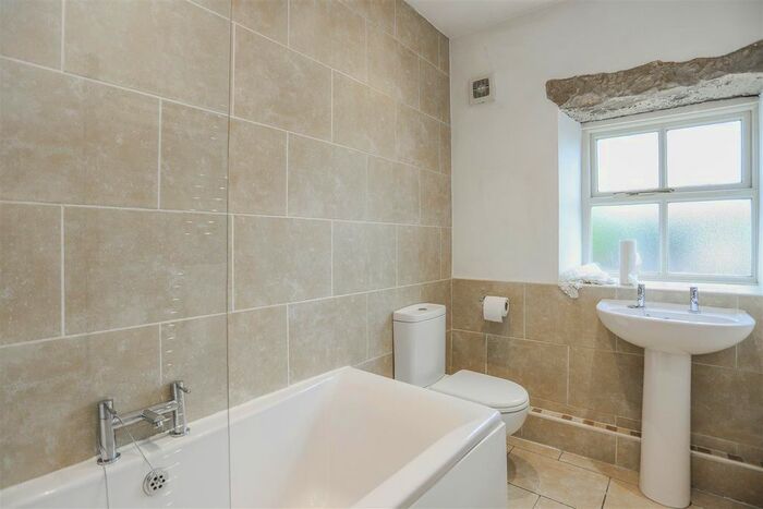 2 Bedroom End Of Terrace House To Rent In Bawdlands, Clitheroe, BB7