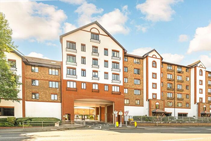 2 Bedroom Flat To Rent In Sopwith Way, Kingston Upon Thames, KT2