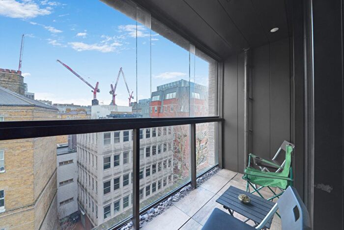 2 Bedroom Flat For Sale In Great Peter Street, Westminster, SW1P