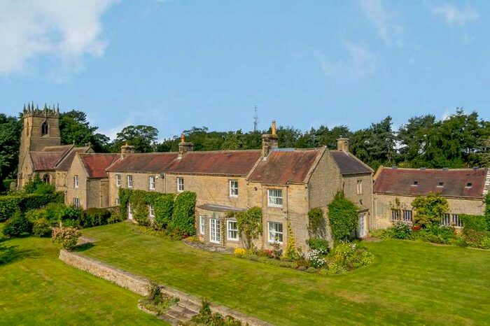 6 Bedroom Equestrian Facility Character Property For Sale In Newton Hall, Stocksfield, Northumberland, NE43