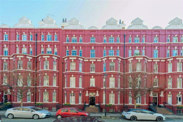 3 Bedroom Flat To Rent In Transept Street, Marylebone, NW1