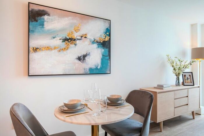 2 Bedroom Flat To Rent In Centenary Plaza, Southampton, SO19