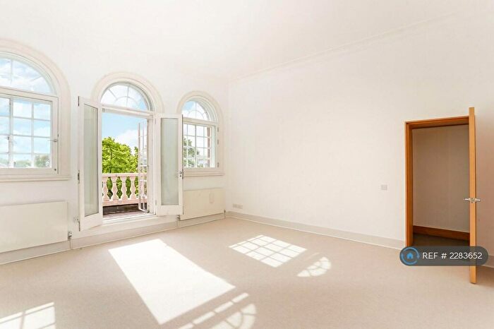 2 Bedroom Flat To Rent In Drayton Gardens, London, SW10