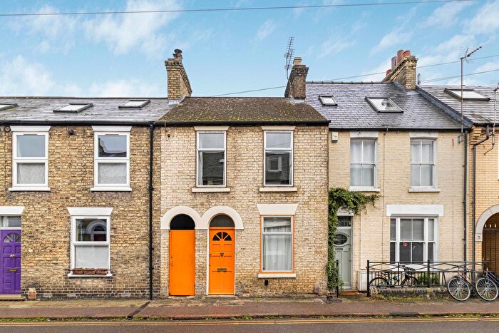 2 Bedroom Terraced House To Rent In Sturton Street, Cambridge, CB1