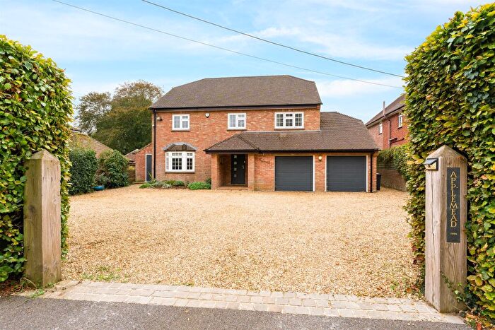 6 Bedroom Detached House For Sale In Lytchett Minster, BH16
