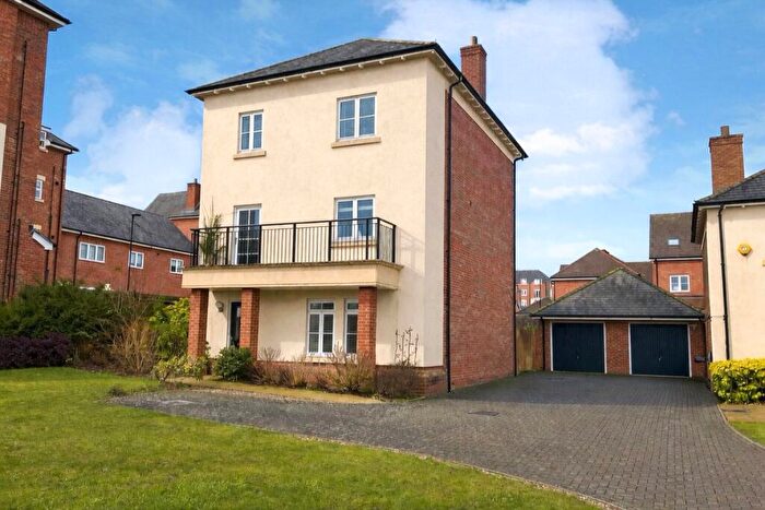 5 Bedroom Detached House For Sale In West Hope Grant's Road, Wellesley, Aldershot, Hampshire, GU11