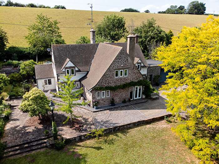 4 Bedroom Detached House For Sale In Old Ross Road, Whitchurch, HR9