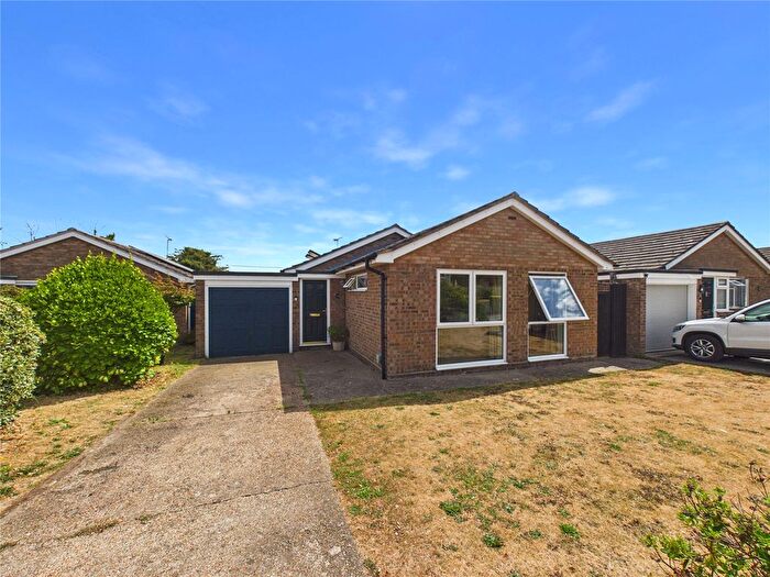 3 Bedroom Bungalow For Sale In Meadowlands, Kirton, Ipswich, Suffolk, IP10