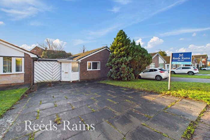 3 Bedroom Bungalow For Sale In Carleton Road, Chorley, Lancashire, PR6