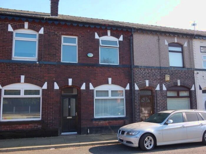 3 Bedroom Terraced House To Rent In Lever Street, Radcliffe, Manchester, M26