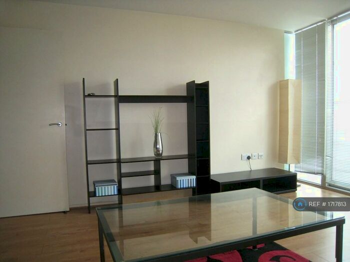 1 Bedroom Flat To Rent In The Grove, London, E15